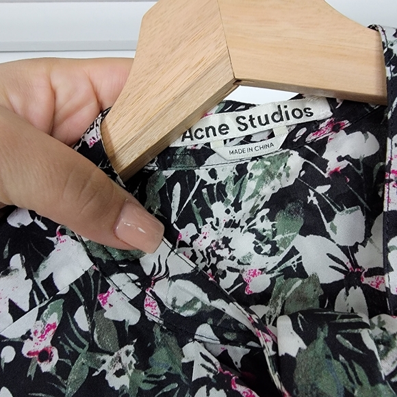 Acne Studios Bodil Silk Blouse Floral Size 34 US XS - Picture 7 of 9